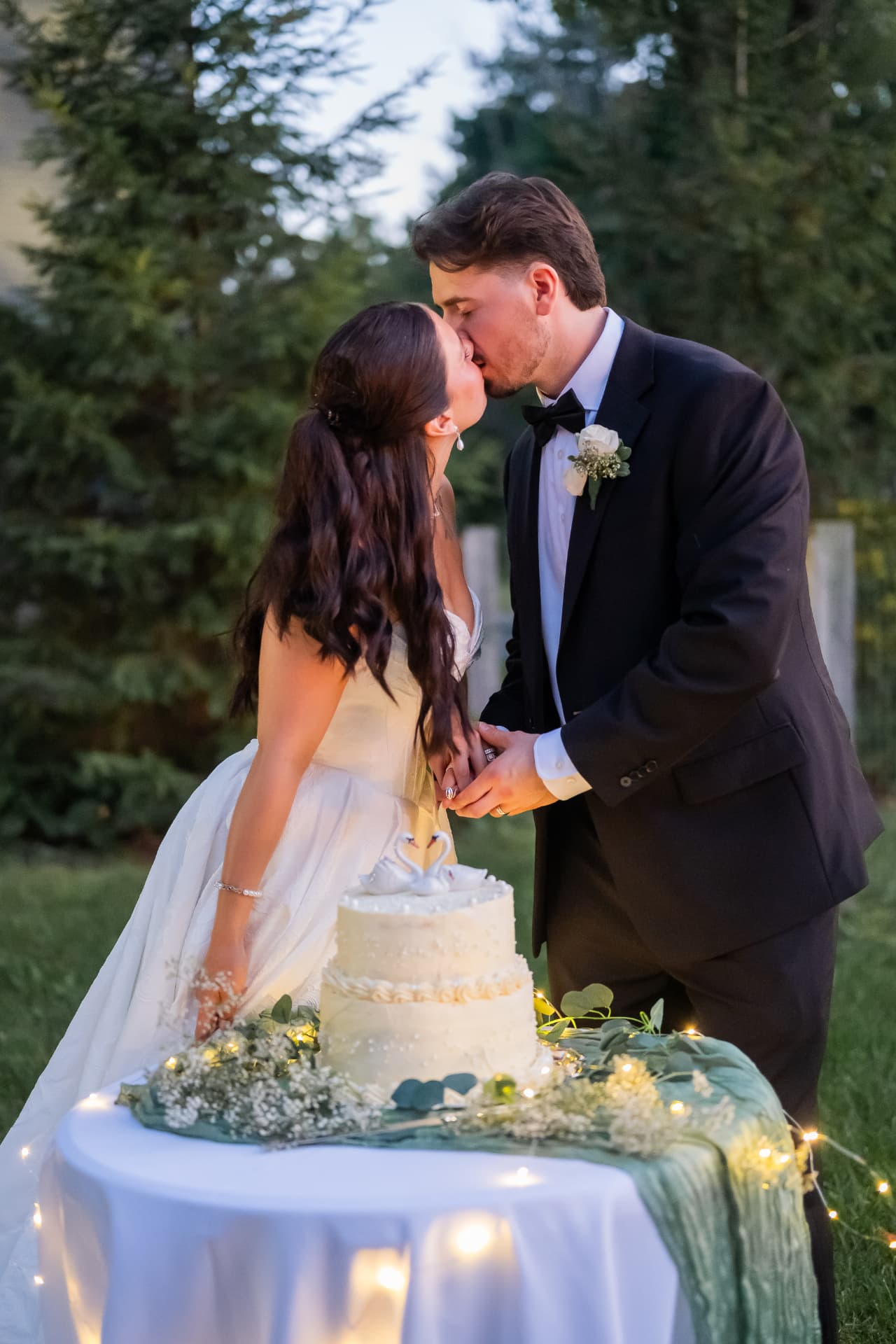 Alexa & Aidan wedding — photographed by Keyris Rodriguez (14)