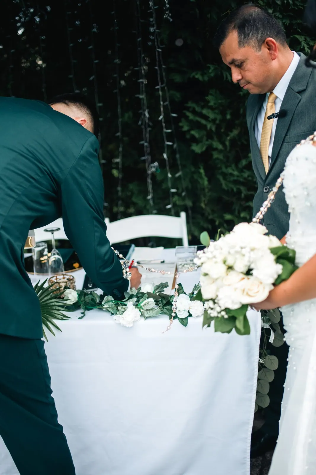 Leonardo & Isaura wedding — photographed by Keyris Rodriguez (9)