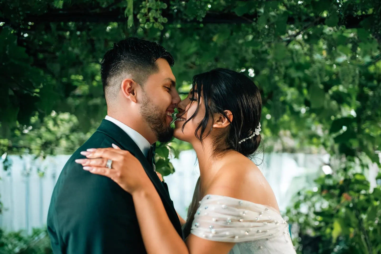 Leonardo & Isaura wedding — photographed by Keyris Rodriguez (34)