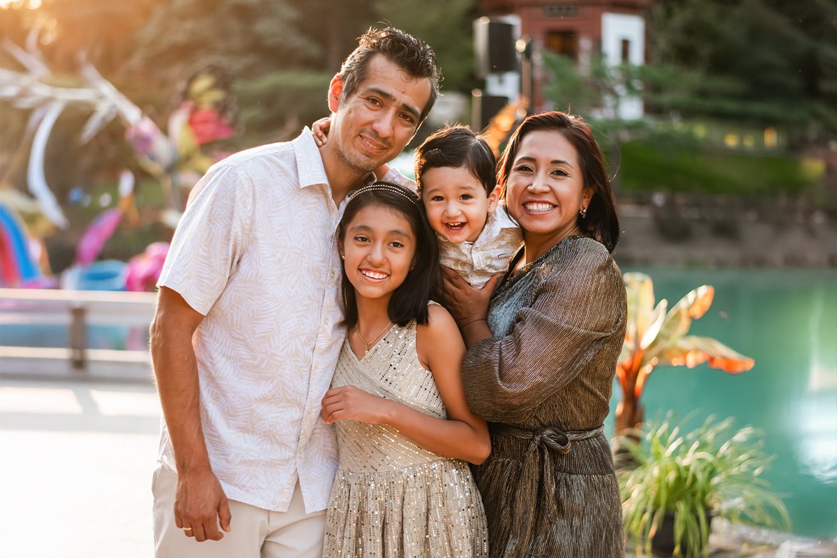 Family photographer in Montreal