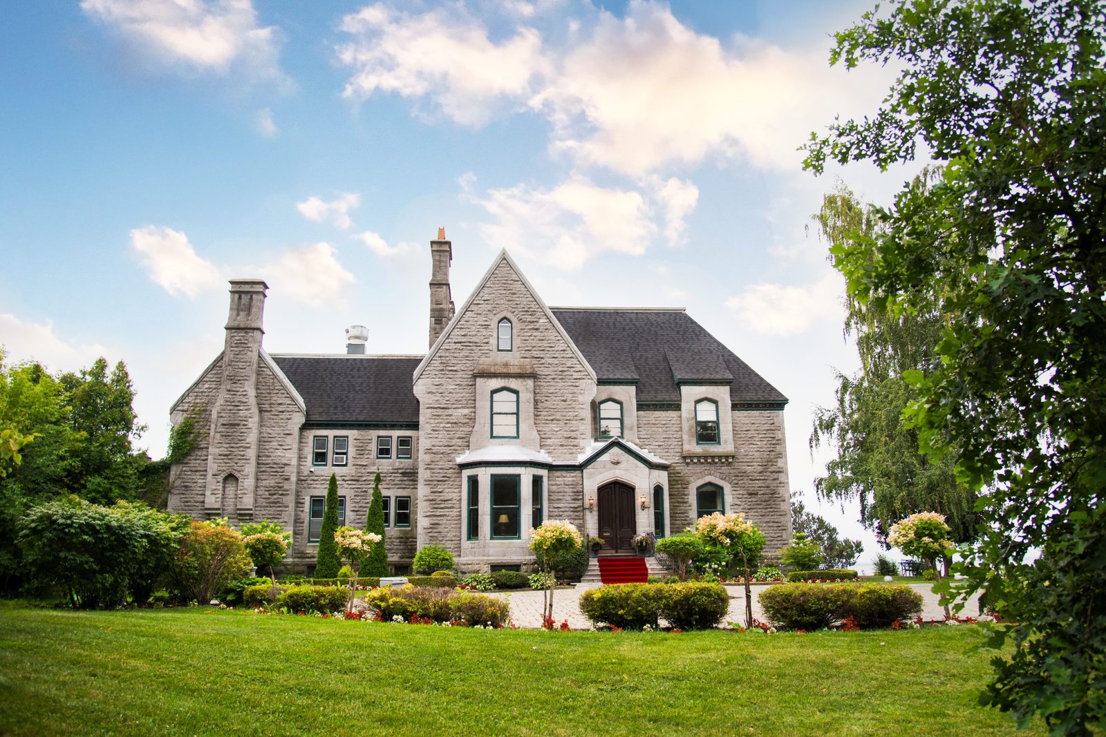 Afro-Caribbean couple wedding portrait Montreal
