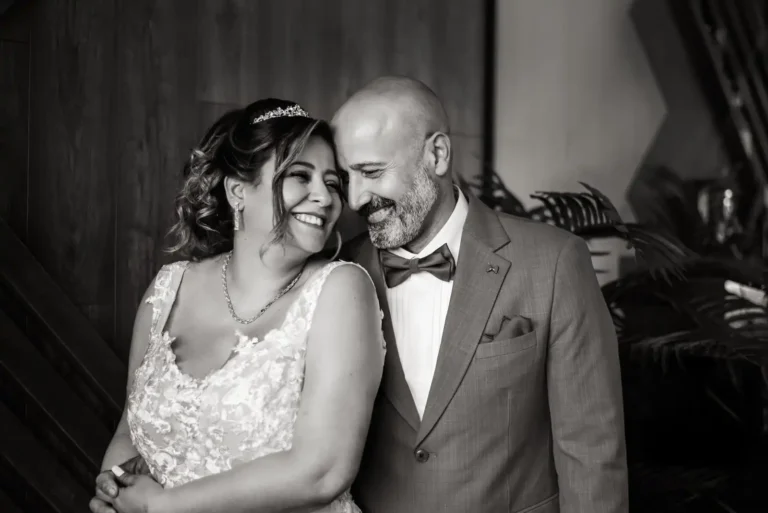 Latinx couple portraits Montreal skyline